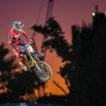 Eli Tomac een maatje te groot in Perth