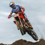 MX2 Adamo wint dramatische kwalificatierace