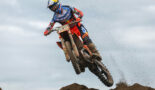 MX2 Adamo wint dramatische kwalificatierace