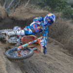 Motorcross van het parcours naar je tijdlijn