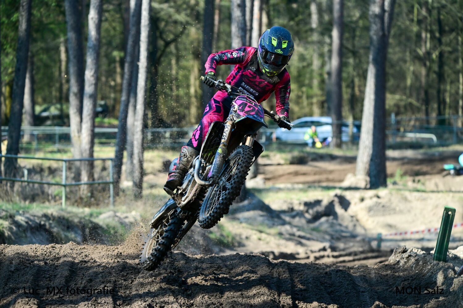 Amber Simons, MON dames, Leusden