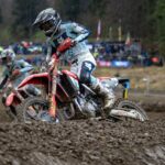 Tom Vialle pakt tumultueuze eerste reeks in Frauenfeld, diskwalificatie Coenen en Herlings
