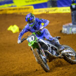 250SX East: Hammaker heerst van start tot finish – strijd om Red Plate laait op!