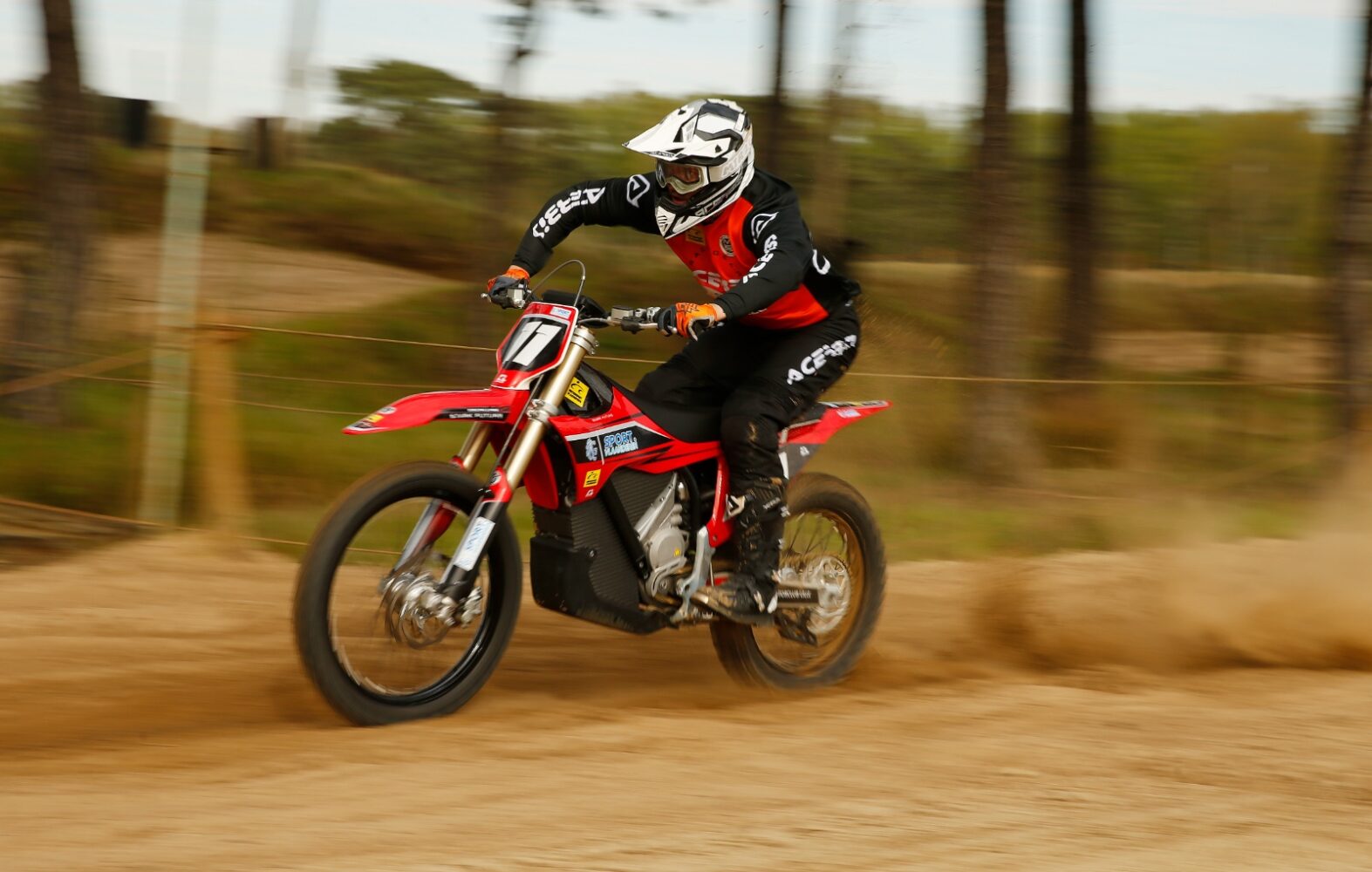 elektrische motorcross huren Lille, Stark Varg, Jilani Cambré