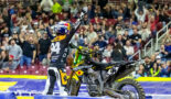 Roczen heerst in 450SX-thriller terwijl Tomac uitvalt en titelstrijd ontploft!