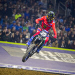 Thrasher slaat toe in de regen en pakt eerste zege van 2026!