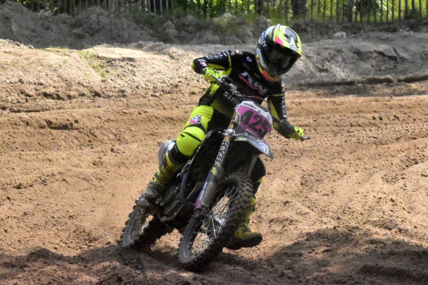 Amber Simons, MON Dames Eersel, motorcross