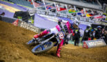 In un finale spettacolare, Davies fa assaggiare a Deegan la sua stessa medicina!