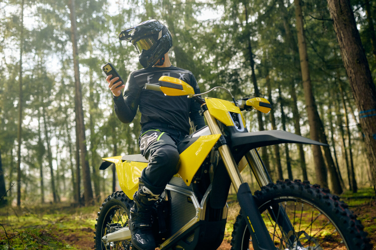 Radian EXR enduro motor in actie