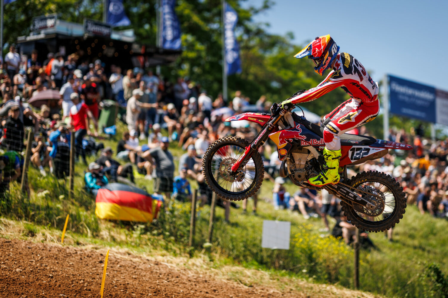 Ducati Desmo450 MX in actie