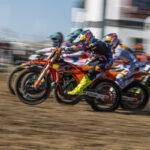 VIDEO: Herlings wint ook in Shanghai, Farres zet stap richting titel