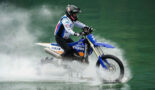 VIDEO: Ter zee met een MX450: ZXMOTO-baas pakt wereldrecord