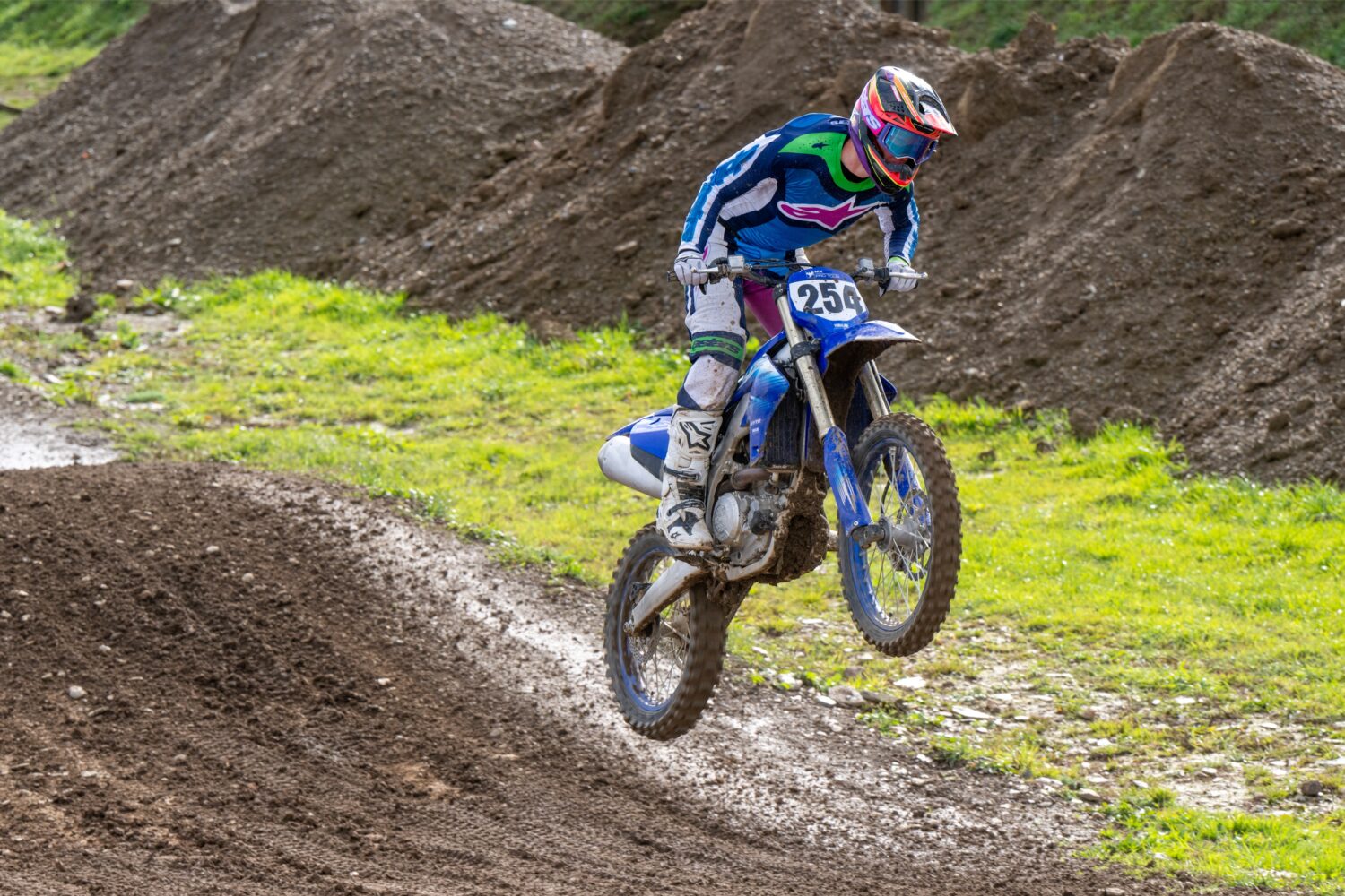 Yamaha YZ250F 2027 rijtest door MXMag in Lierneux